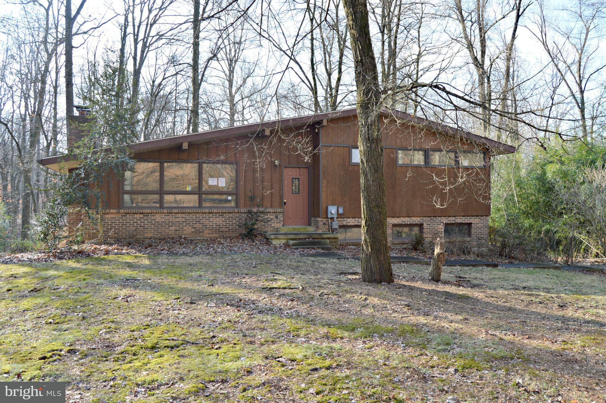 270 Old Mine Road Lebanon, PA 17042 - Photo 1 of 17 Gallery Image 1
