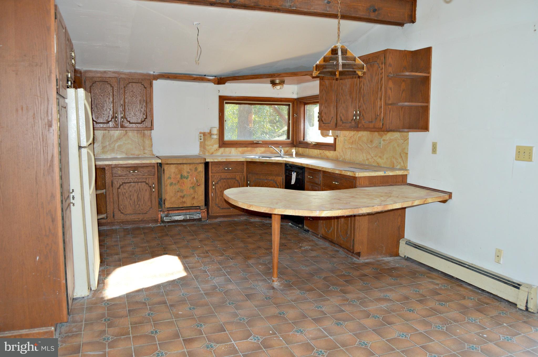 270 Old Mine Road Lebanon, PA 17042 - Photo 8 of 17 Gallery Image 8