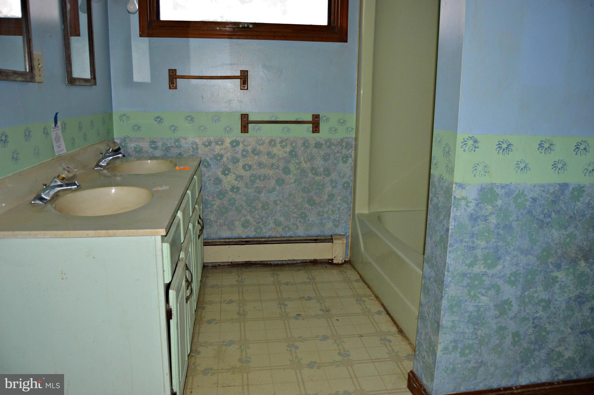 270 Old Mine Road Lebanon, PA 17042 - Photo 9 of 17 Gallery Image 9