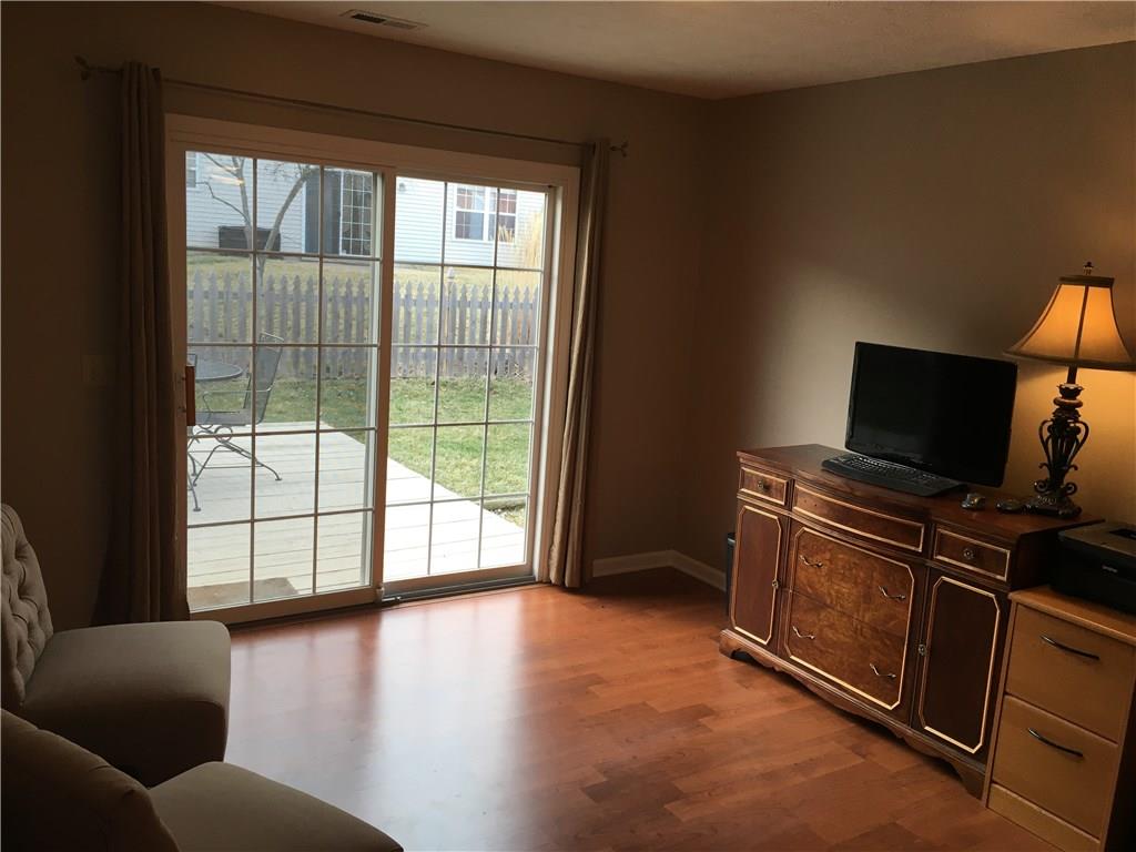 14954 Copper Tree Way Carmel, IN 46033 - Photo 12 of 24 Gallery Image 12