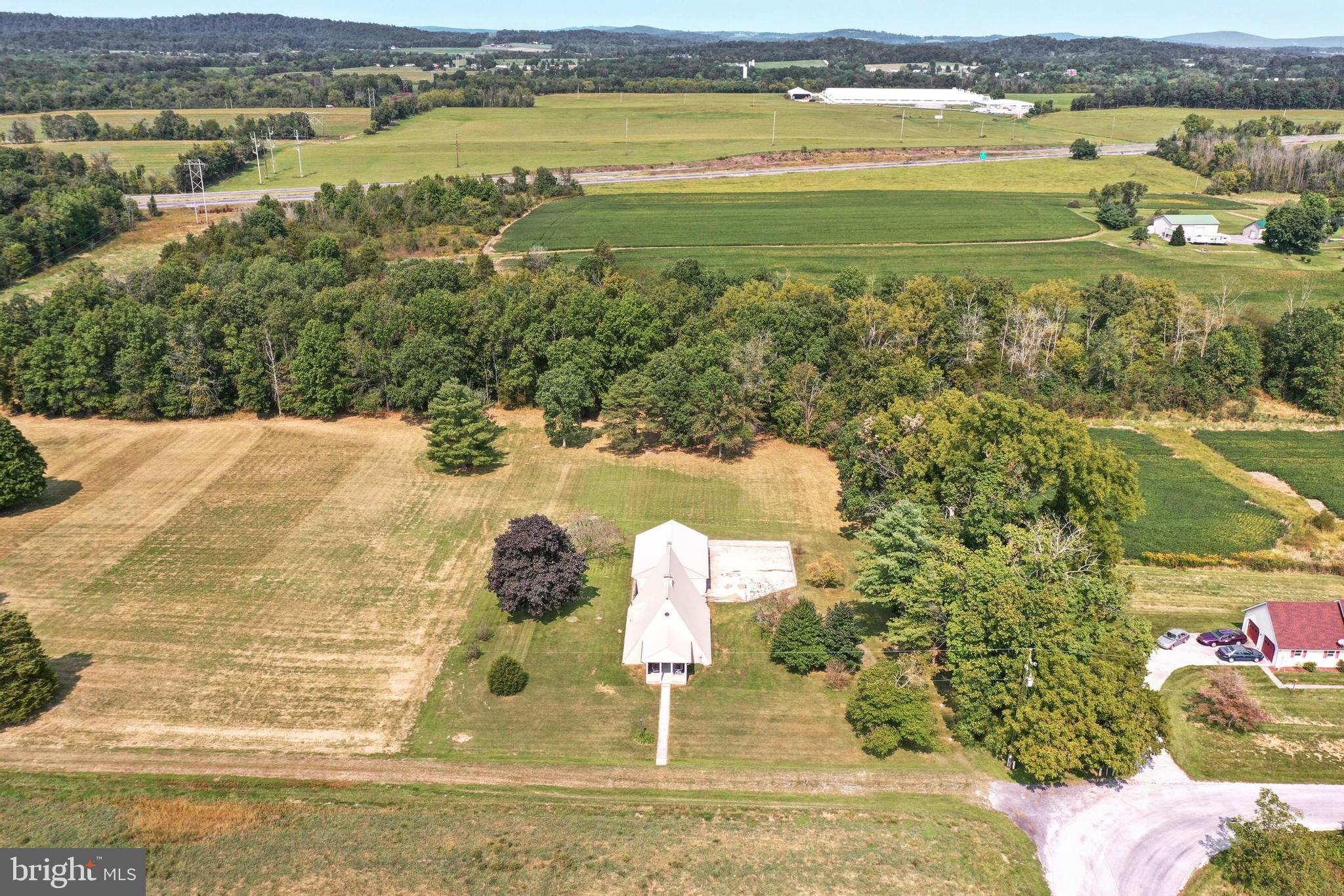 396-398 Millar Road Gettysburg, PA 17325 - Photo 10 of 49 Gallery Image 10
