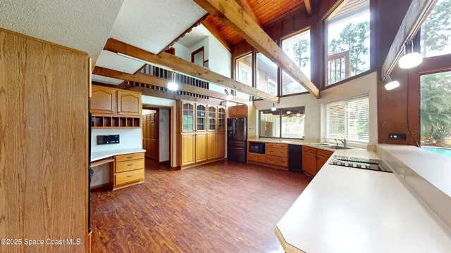 a view of empty room