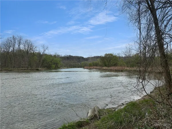 $75,000 | 6700 Main Street, Genesee Falls, NY 14536