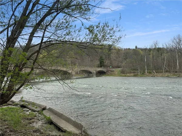 $75,000 | 6700 Main Street, Genesee Falls, NY 14536