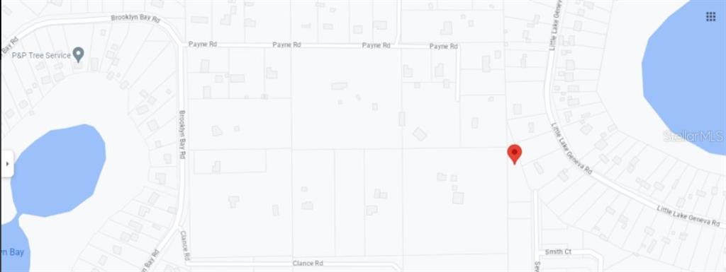 7058 Sewanee Street Keystone Heights, FL 32656 - Photo 4 of 6 a bathroom with a shower