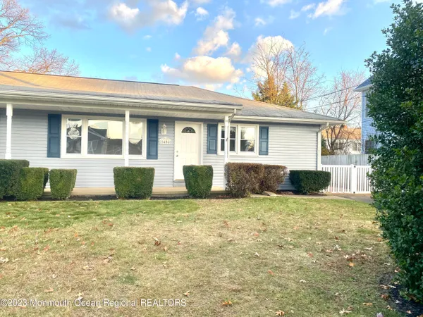 $2,800 | 1406 Treeneedle Road, Unit 1406, Point Pleasant, NJ 08742