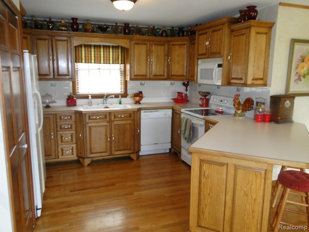 1483 Dockham Road Columbiaville, MI 48421 - Photo 8 of 38 Kitchen 3.jpg