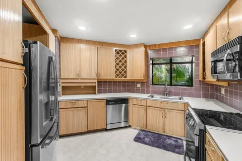 $695,000 | 22640 Caravelle Circle, Boca Raton, FL 33433