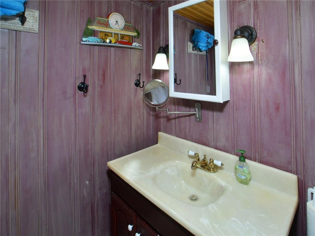 3563 Ridgewood Drive Pittsburgh, PA 15235 - Photo 20 of 25 Gallery Image 20