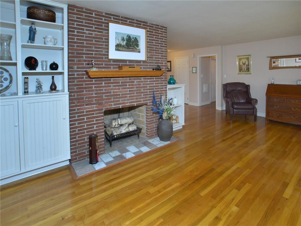 3563 Ridgewood Drive Pittsburgh, PA 15235 - Photo 7 of 25 Gallery Image 7