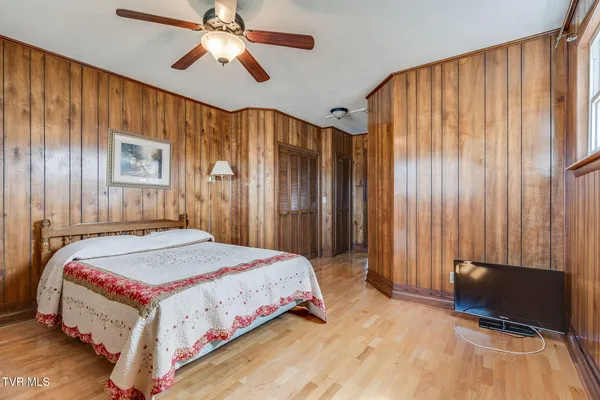 $434,900 | 1301 Kenney Street, Greeneville, TN 37745