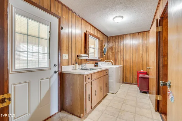 $434,900 | 1301 Kenney Street, Greeneville, TN 37745