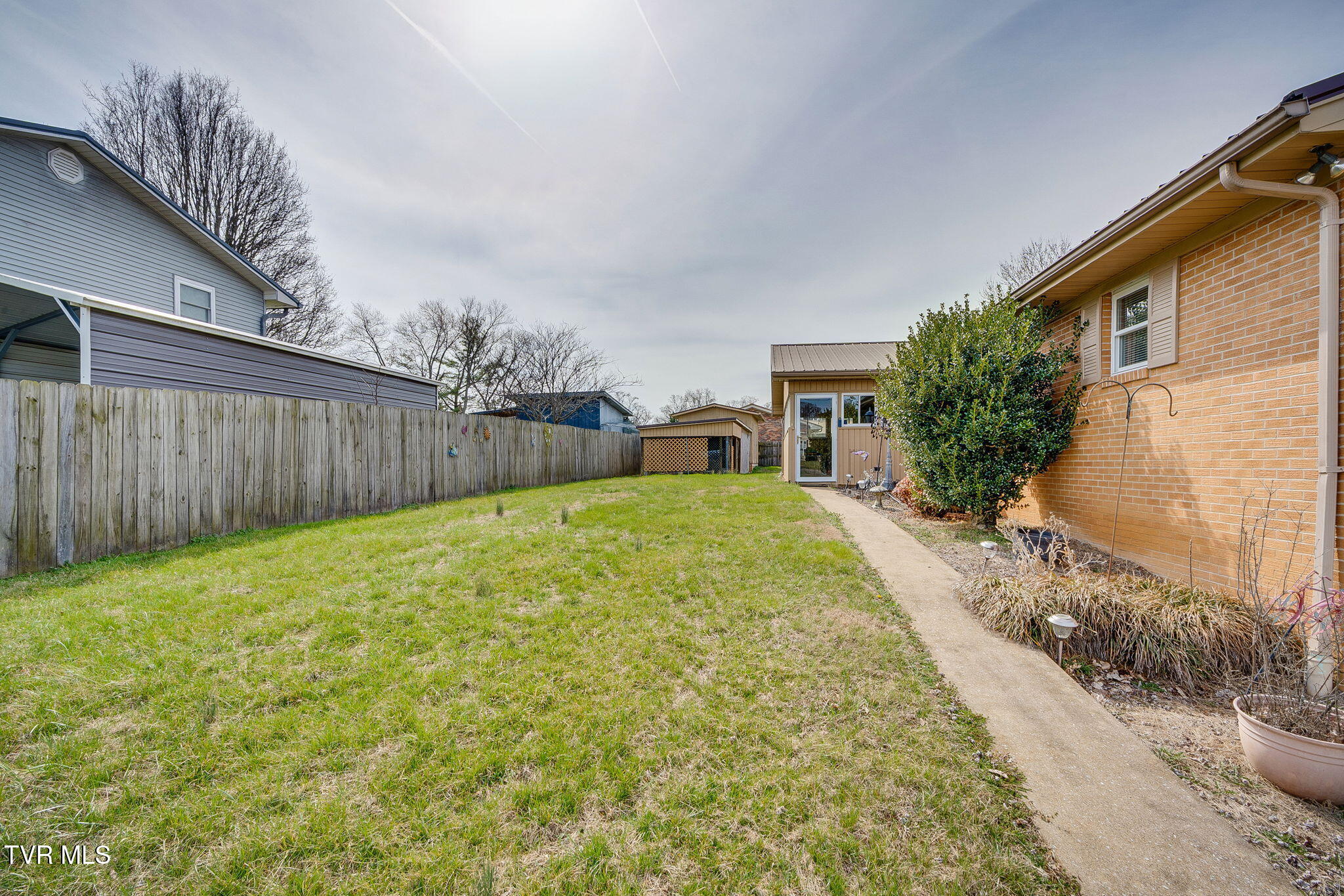 1301 Kenney Street Greeneville, TN 37745 - Photo 36 of 43 036