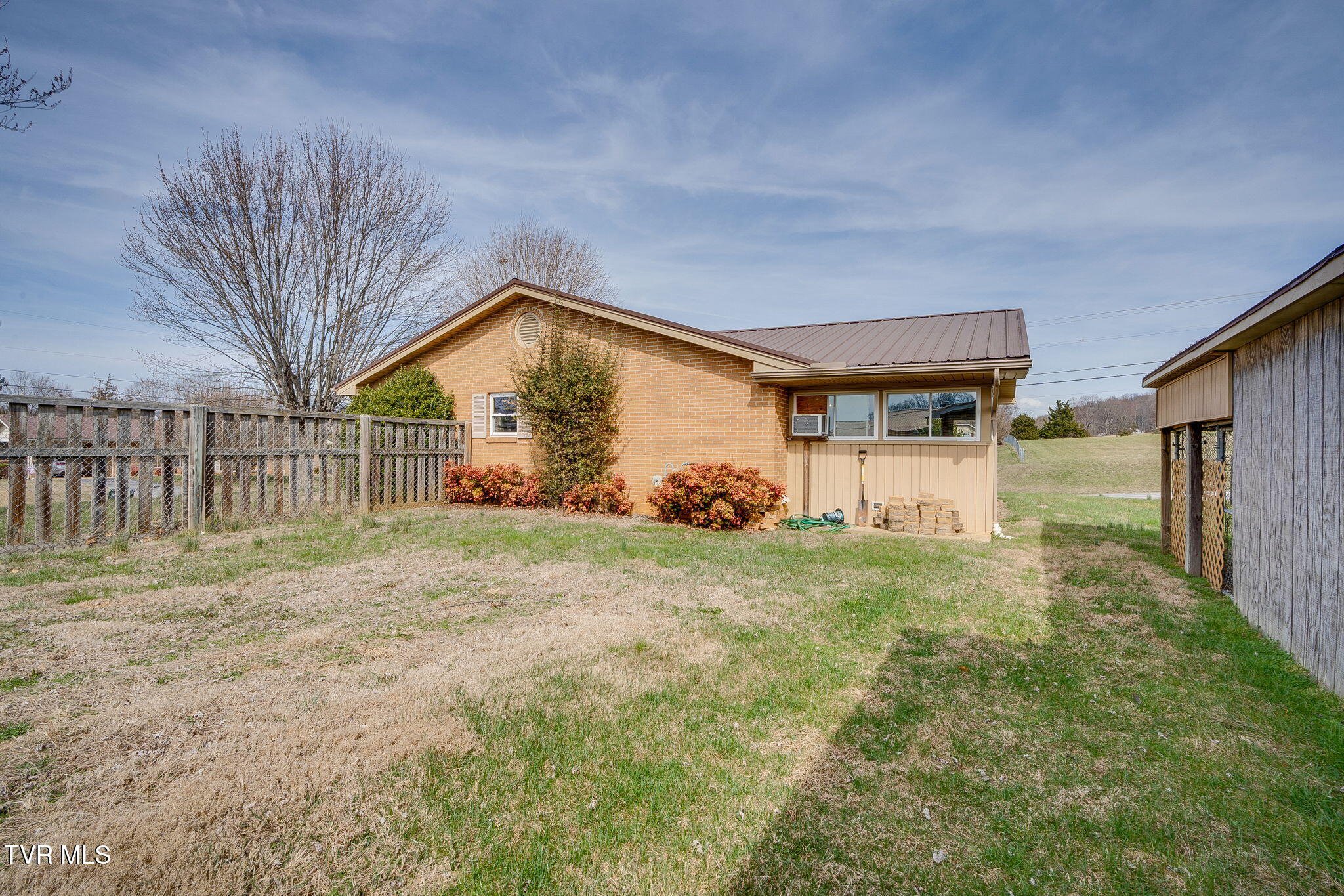 1301 Kenney Street Greeneville, TN 37745 - Photo 40 of 43 040