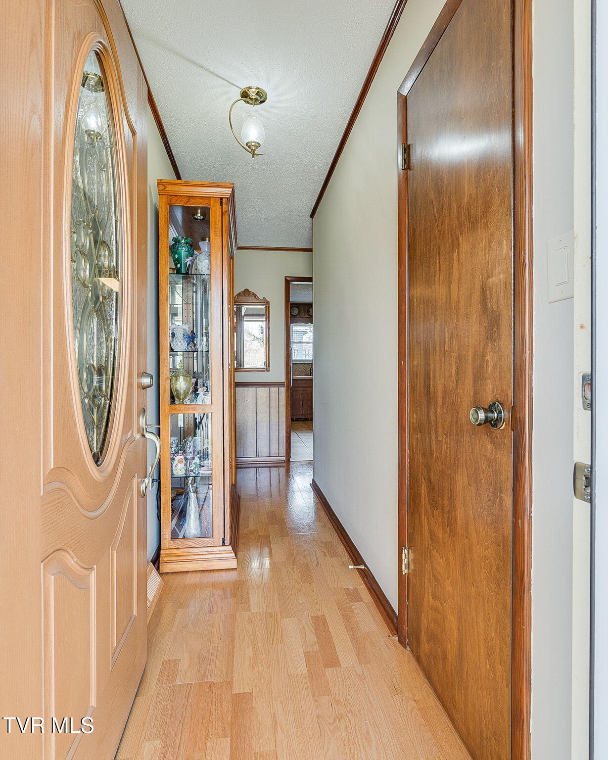 1301 Kenney Street Greeneville, TN 37745 - Photo 4 of 43 004