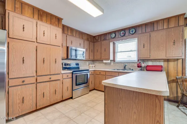 $434,900 | 1301 Kenney Street, Greeneville, TN 37745