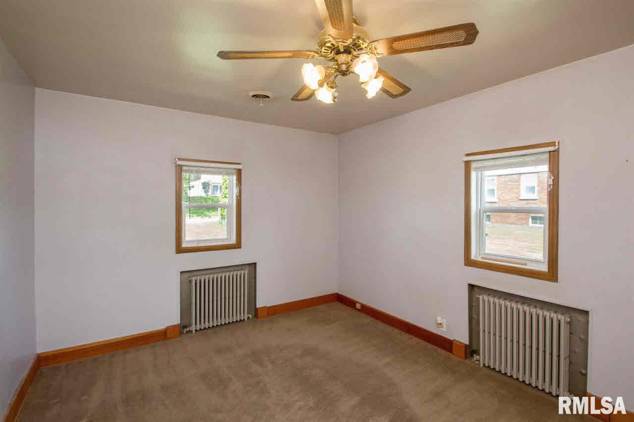 2409 Dunham Street Clinton, IA 52732 - Photo 13 of 24 Gallery Image 13