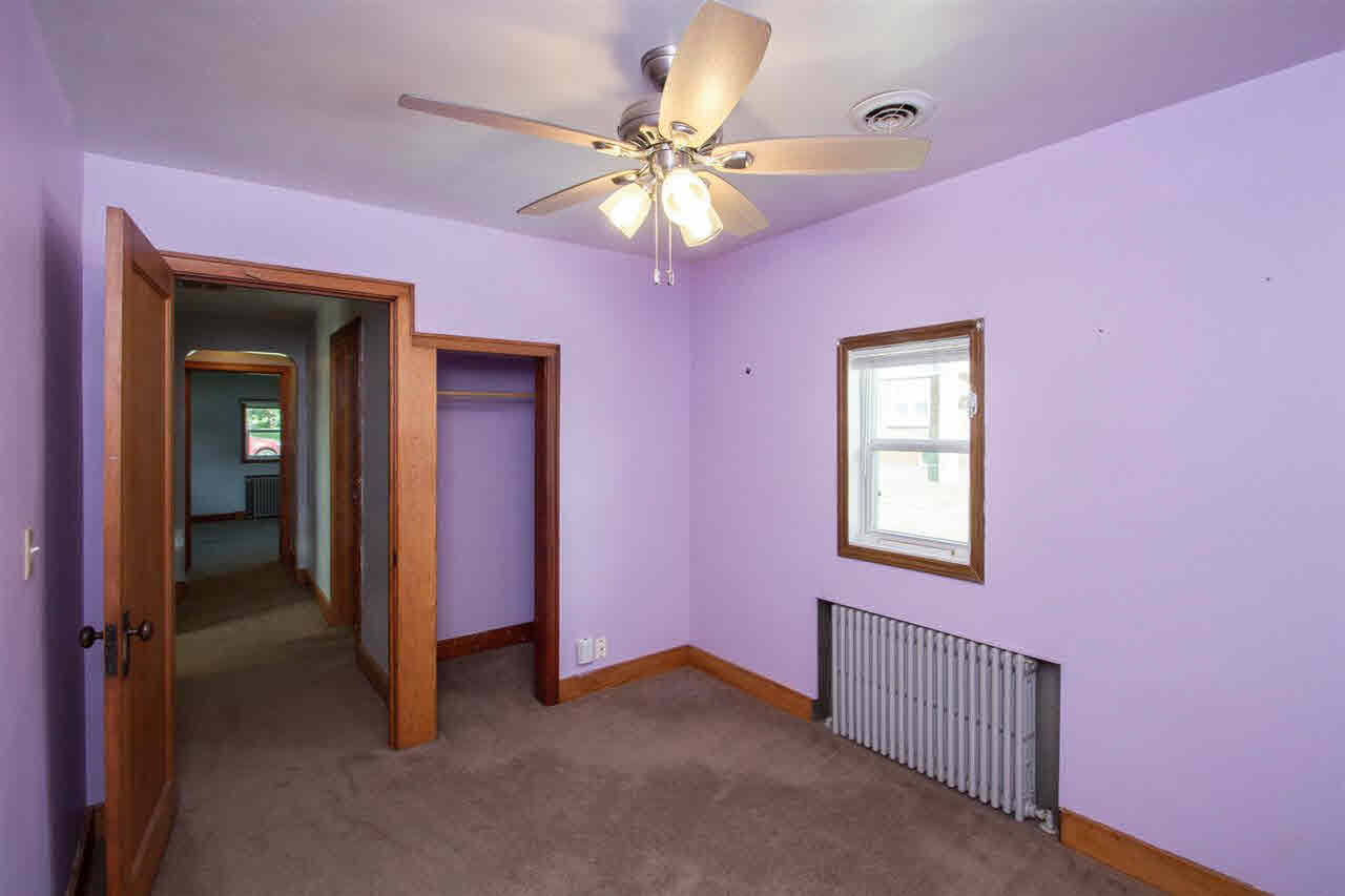 2409 Dunham Street Clinton, IA 52732 - Photo 16 of 24 Gallery Image 16