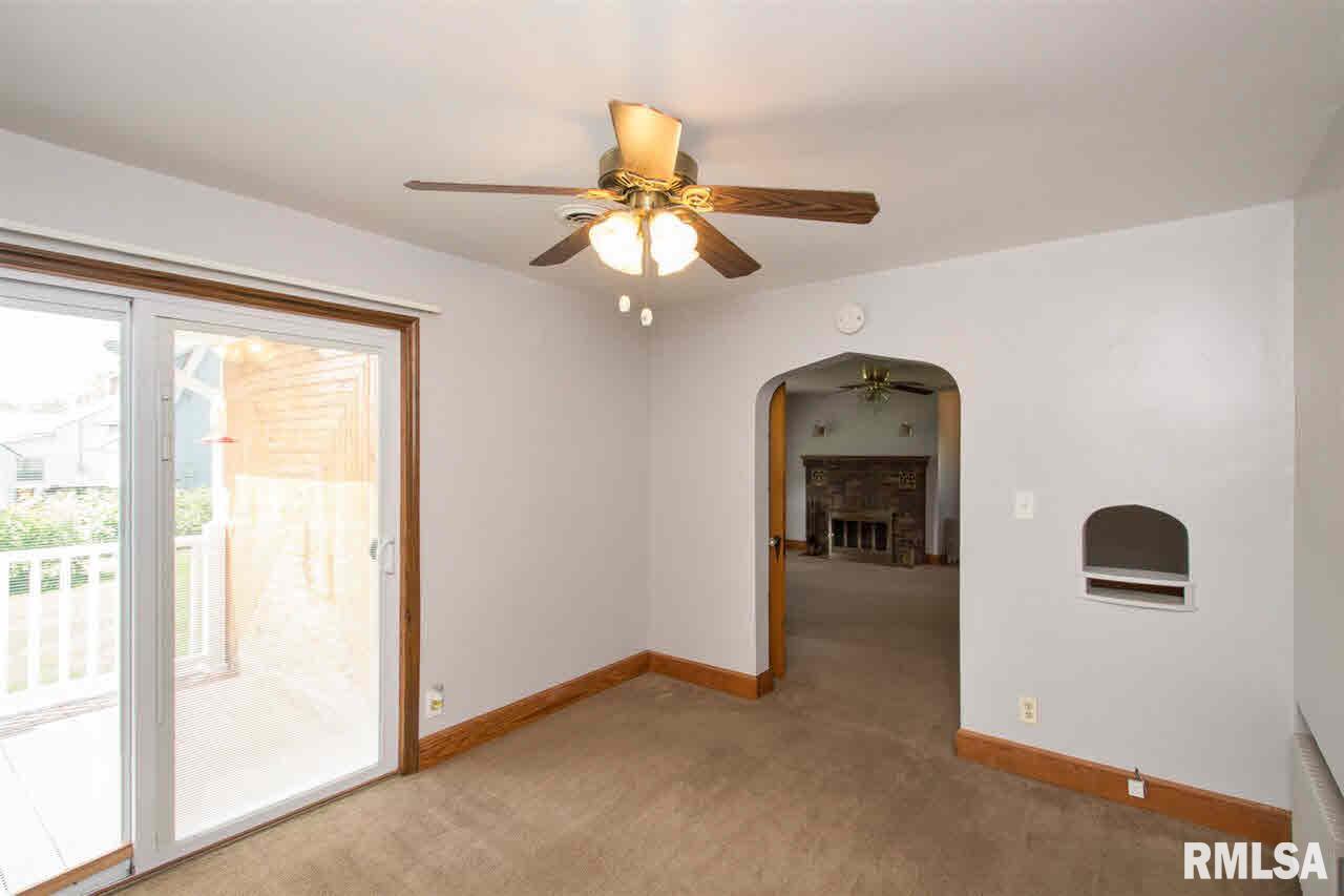 2409 Dunham Street Clinton, IA 52732 - Photo 8 of 24 Gallery Image 8