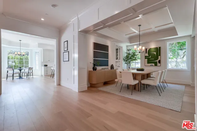 $10,995,000 | 427 North Bundy Drive, Los Angeles, CA 90049