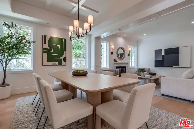 $10,995,000 | 427 North Bundy Drive, Los Angeles, CA 90049