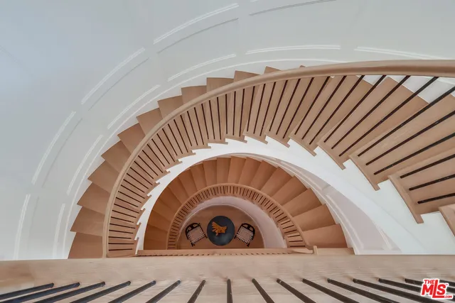 $10,995,000 | 427 North Bundy Drive, Los Angeles, CA 90049