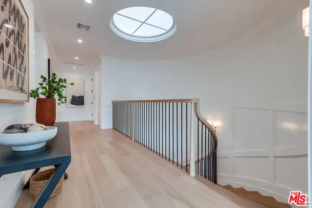 $10,995,000 | 427 North Bundy Drive, Los Angeles, CA 90049