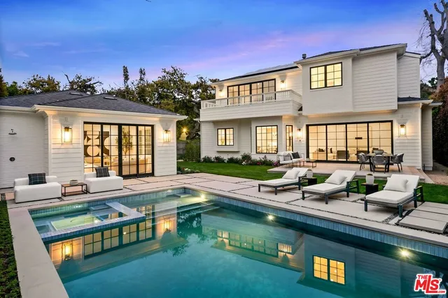 $10,995,000 | 427 North Bundy Drive, Los Angeles, CA 90049