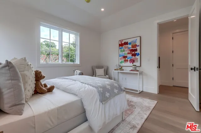 $10,995,000 | 427 North Bundy Drive, Los Angeles, CA 90049