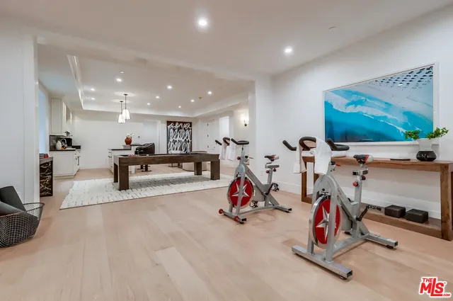 $10,995,000 | 427 North Bundy Drive, Los Angeles, CA 90049