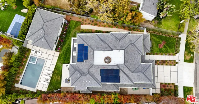 $10,995,000 | 427 North Bundy Drive, Los Angeles, CA 90049