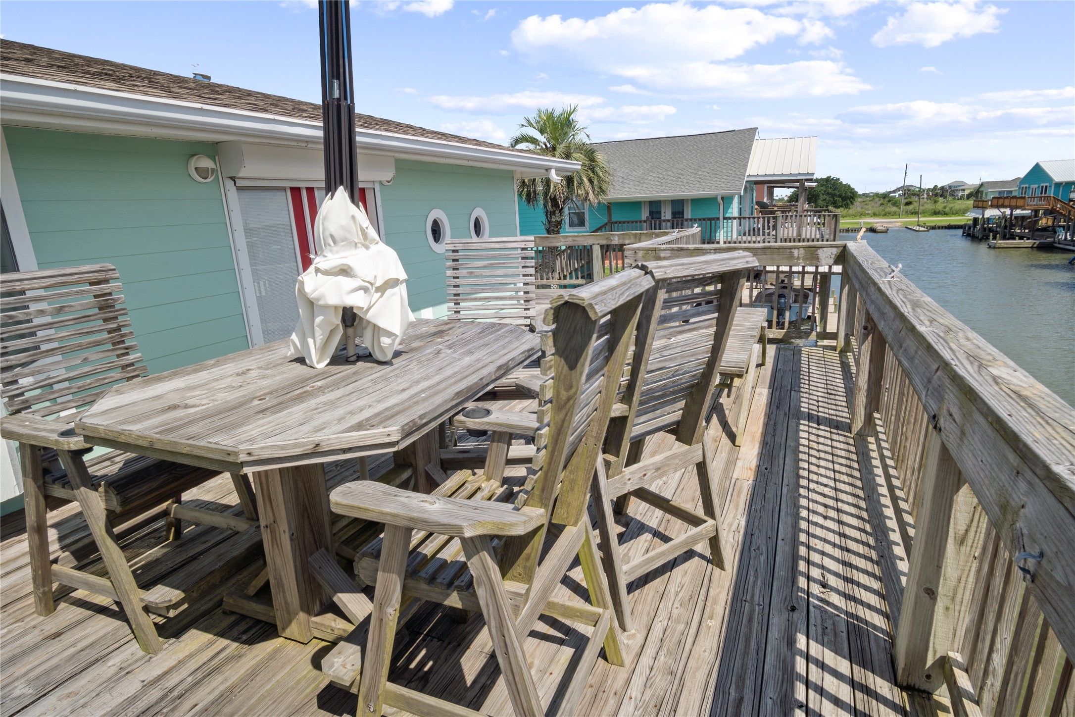 1205 Bay Crystal Beach, TX 77650 - Photo 19 of 33