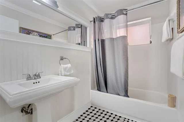 $765,000 | 241 Southwest 13th Street, Boca Raton, FL 33432