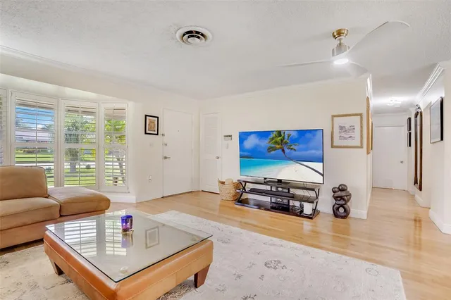 $765,000 | 241 Southwest 13th Street, Boca Raton, FL 33432