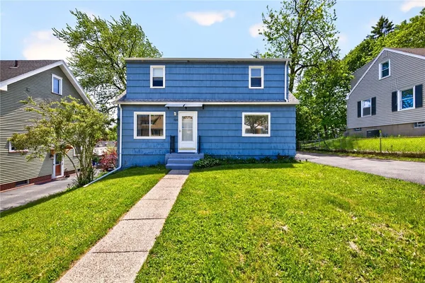 $199,900 | 129 Wyndham Road, Rochester, NY 14612