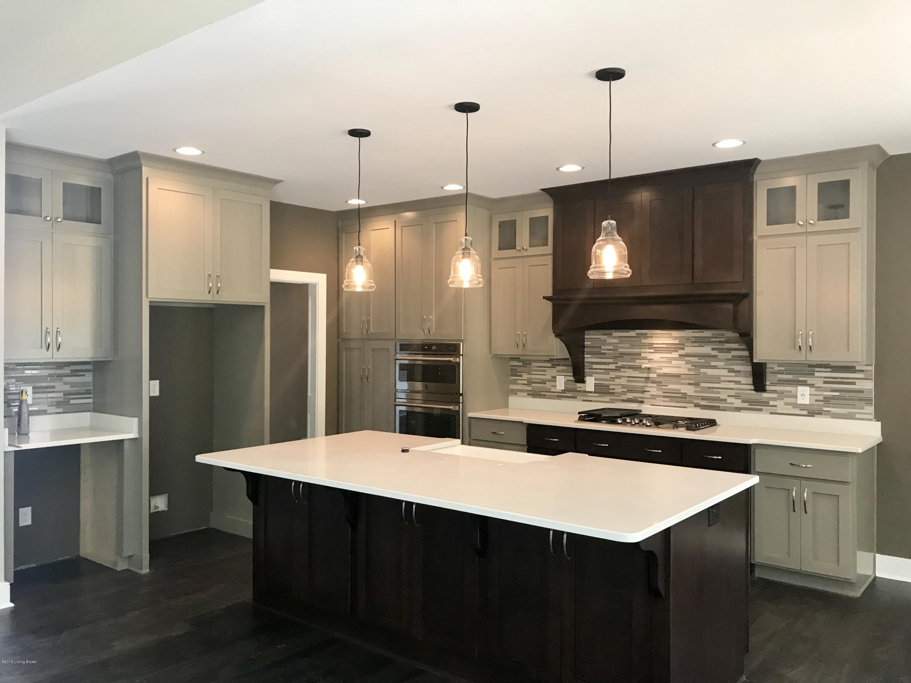 9702 Gutenberg Road Louisville, KY 40299 - Photo 13 of 33 kitchen 3