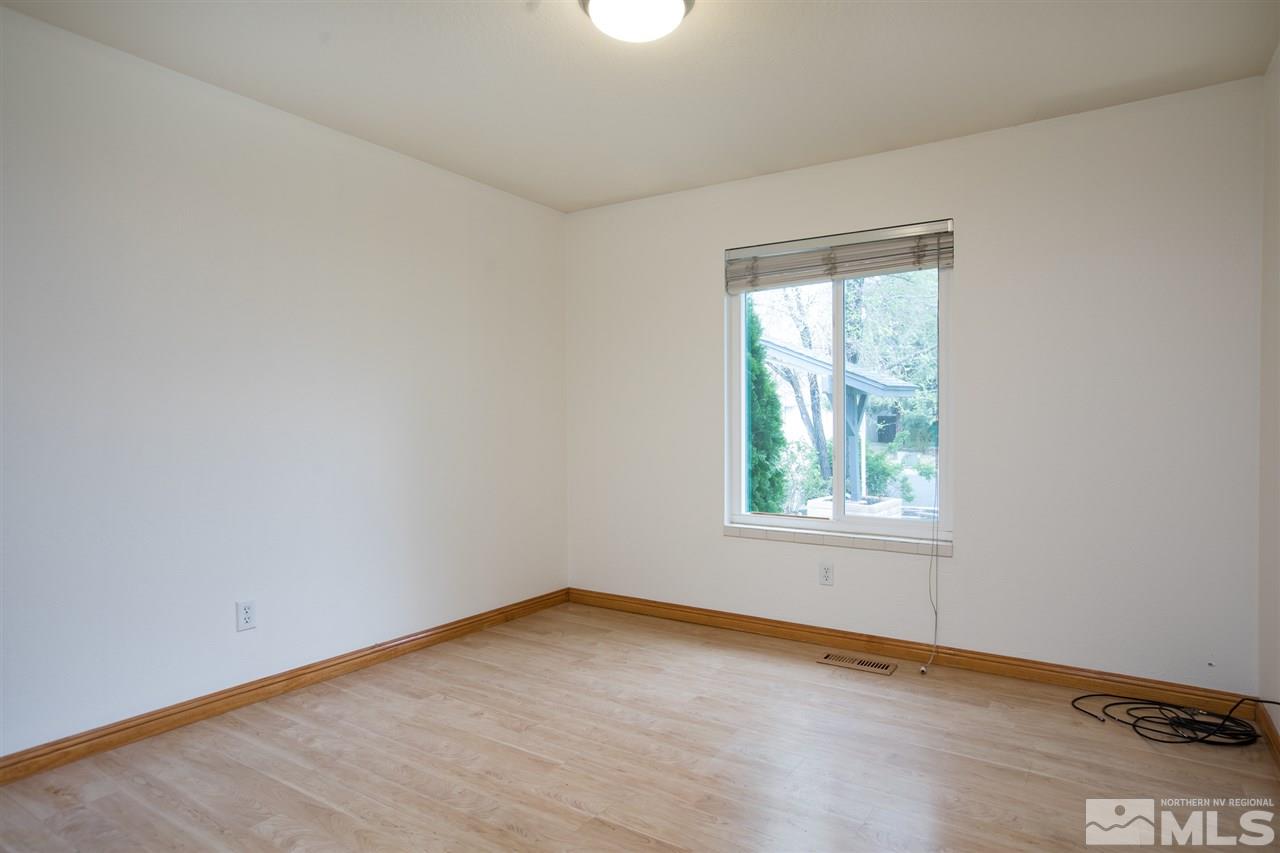 1518 Crown Drive Reno, NV 89503 - Photo 17 of 24 Photo 17