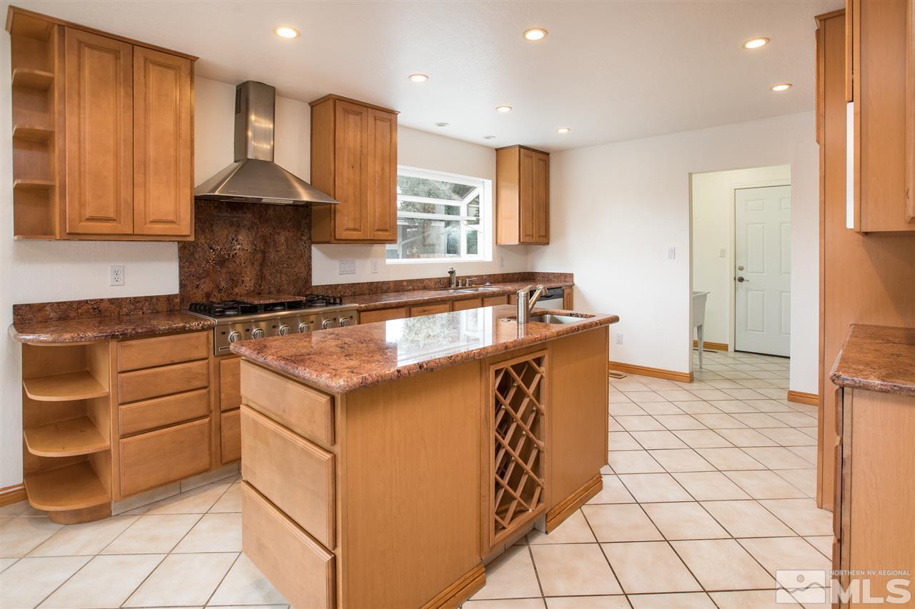 1518 Crown Drive Reno, NV 89503 - Photo 8 of 24 Photo 8