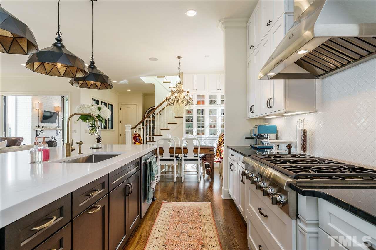 2610 Davis Street Raleigh, NC 27608 - Photo 12 of 30