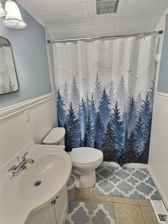 12 Lewis Farm Road, Unit 12 Dedham, MA 02026 - Photo 12 of 15 Gallery Image 12