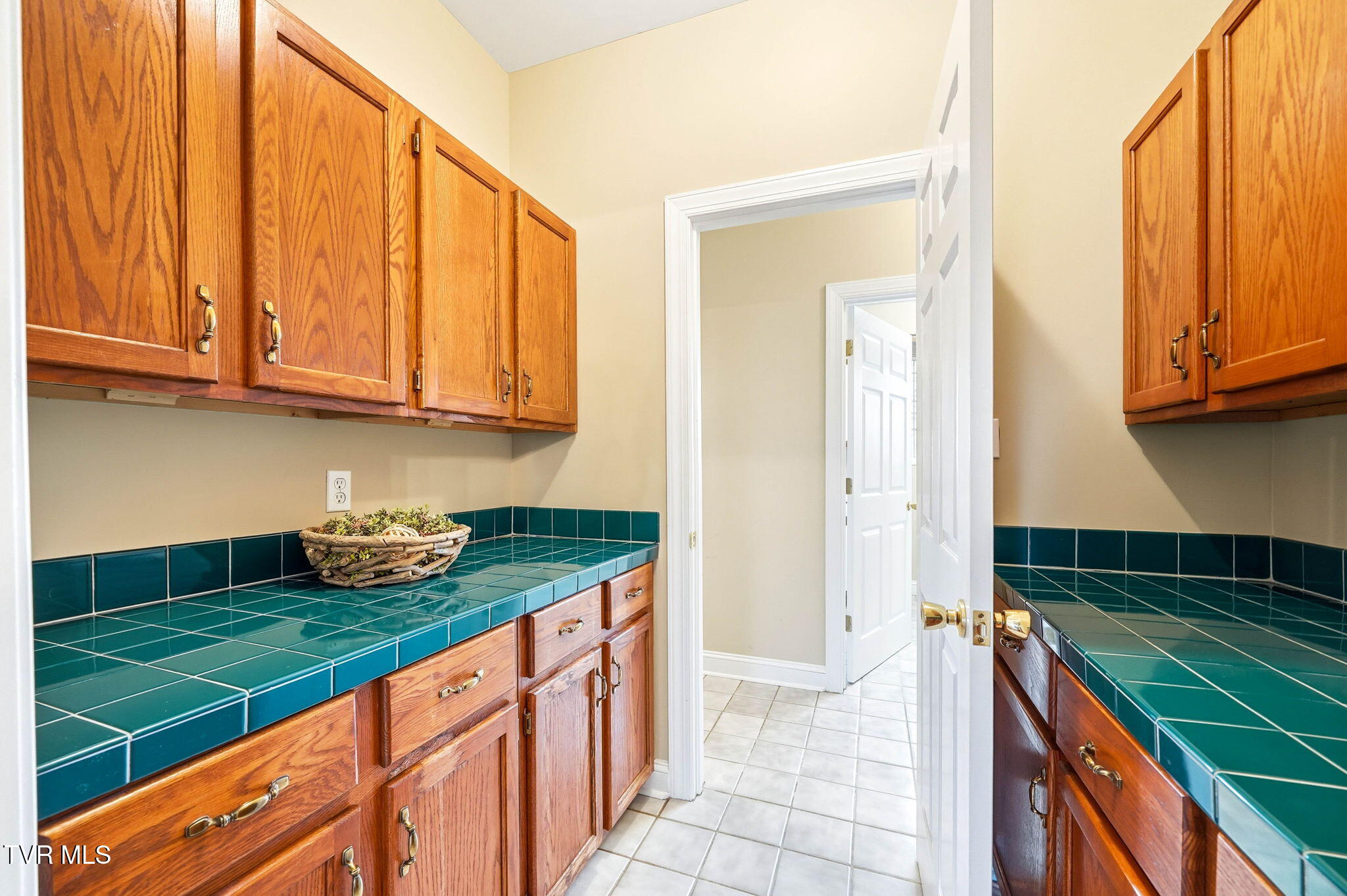 1812 Boones Creek Road Jonesborough, TN 37659 - Photo 8 of 90 8-web-or-mls-1812 Boones Creek Rd-15