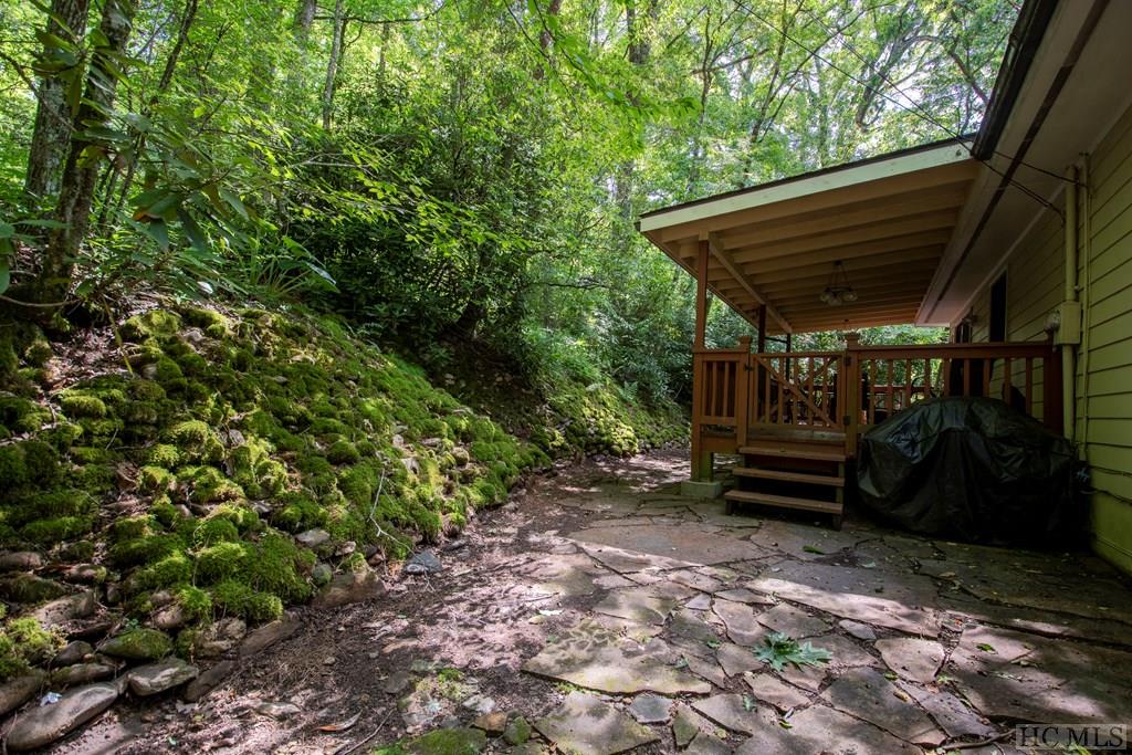 15 Satulah Ridge Road Highlands, NC 28741 - Photo 3 of 27 Gallery Image 3