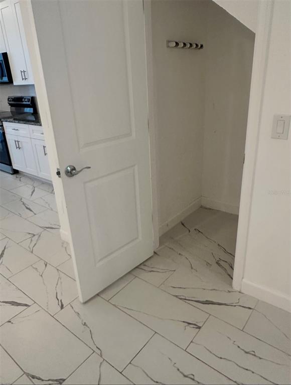 12113 Via Caselli Lane Windermere, FL 34786 - Photo 14 of 36
