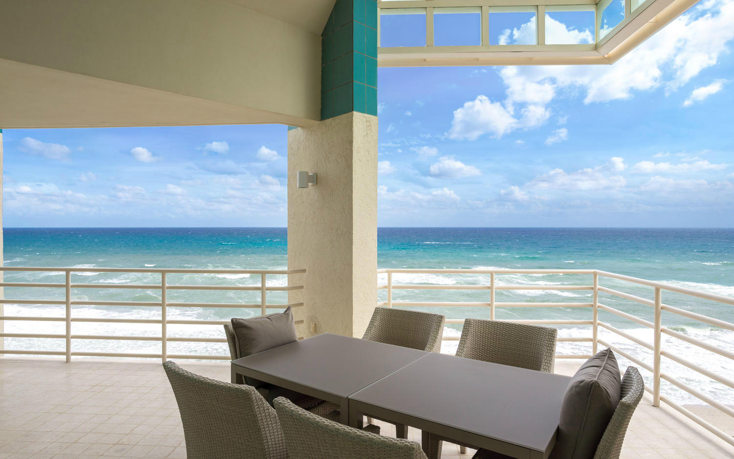 800 South Ocean Boulevard, Unit PH4 Boca Raton, FL 33432 - Photo 3 of 12 tim 800 3