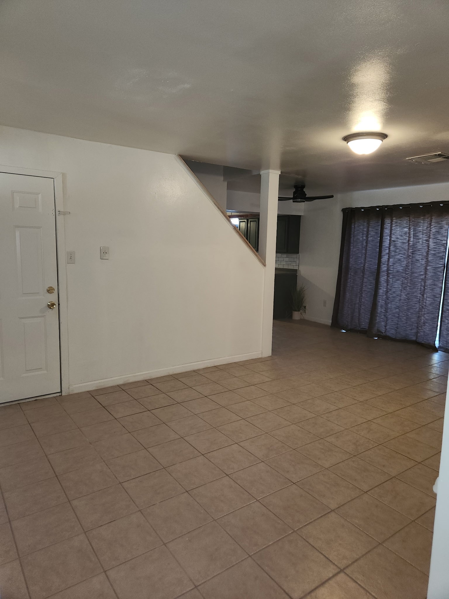 512 Harold Lane Baytown, TX 77521 - Photo 5 of 11