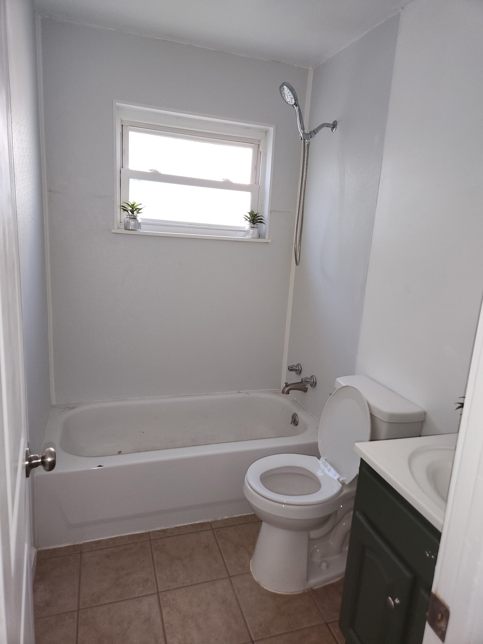 512 Harold Lane Baytown, TX 77521 - Photo 7 of 11