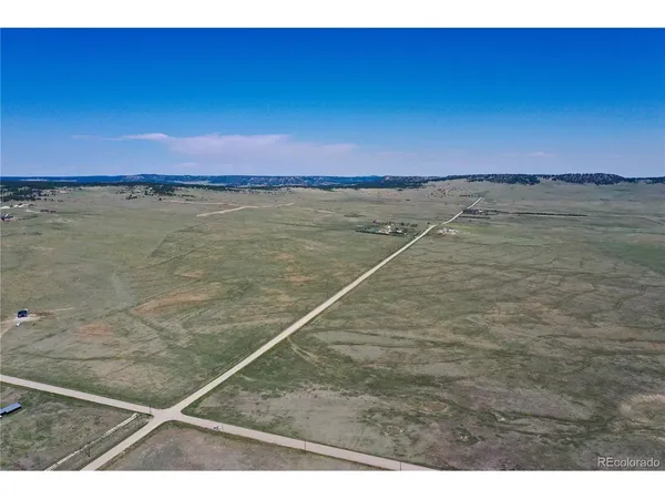 $200,000 | 12 McClelland Road, Peyton, CO 80831