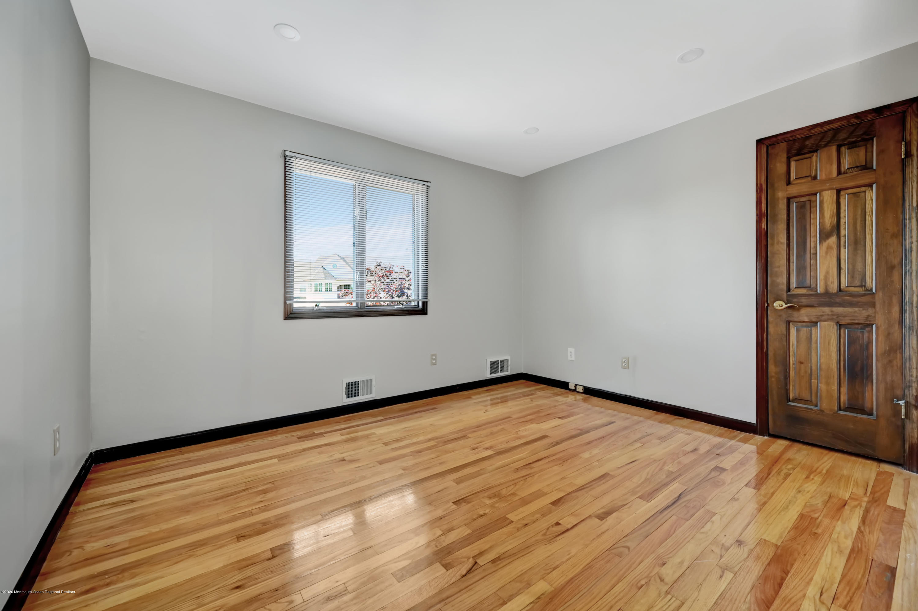 8 Gull Point Road Monmouth Beach, NJ 07750 - Photo 23 of 33 09-AGB_0990And2more