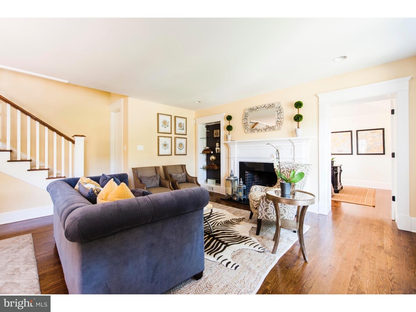 530 Hilaire Road Wayne, PA 19087 - Photo 2 of 19 Living Room