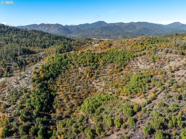 $295,000 | 18922 Antioch Road, White City, OR 97503